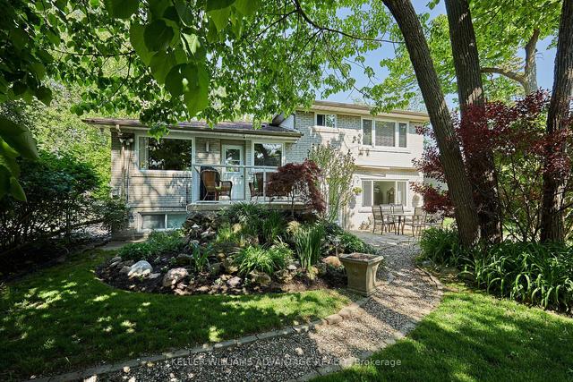 43 Somerdale Sq, House detached with 4 bedrooms, 2 bathrooms and 3 parking in Toronto ON | Image 21