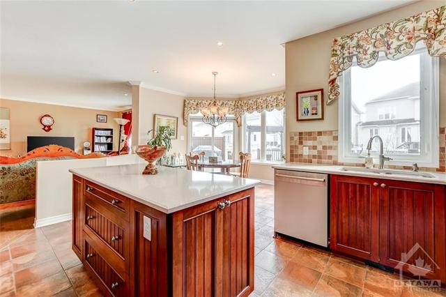 37 Quarry Ridge Drive, House detached with 5 bedrooms, 5 bathrooms and 9 parking in Ottawa ON | Image 14