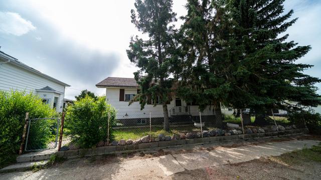 5 Selkirk Avenue, House detached with 3 bedrooms, 1 bathrooms and 2 parking in Hughenden AB | Image 22