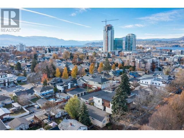 4 - 794 Martin Avenue, House attached with 2 bedrooms, 2 bathrooms and 1 parking in Kelowna BC | Image 28
