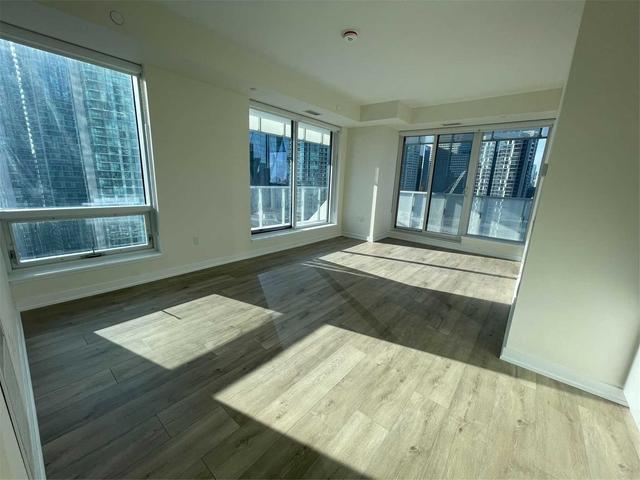 2234 - 28 Freeland St, Condo with 1 bedrooms, 1 bathrooms and 0 parking in Toronto ON | Image 3
