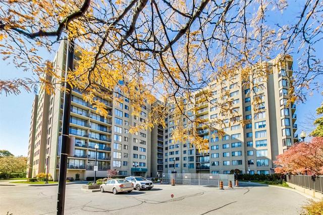 311 - 6500 Montevideo Rd, Condo with 2 bedrooms, 2 bathrooms and 3 parking in Mississauga ON | Card Image