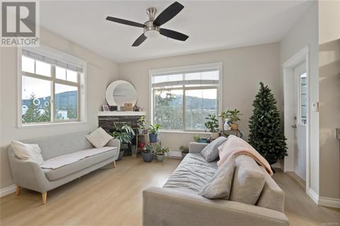 201 - 2117 Meredith Rd, Condo with 1 bedrooms, 2 bathrooms and 1 parking in Nanaimo BC | Card Image