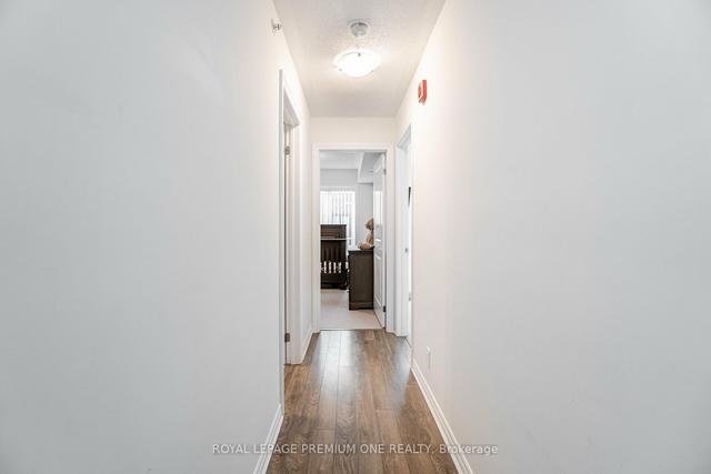 10 - 100 Long Branch Ave, Townhouse with 2 bedrooms, 3 bathrooms and 1 parking in Toronto ON | Image 11