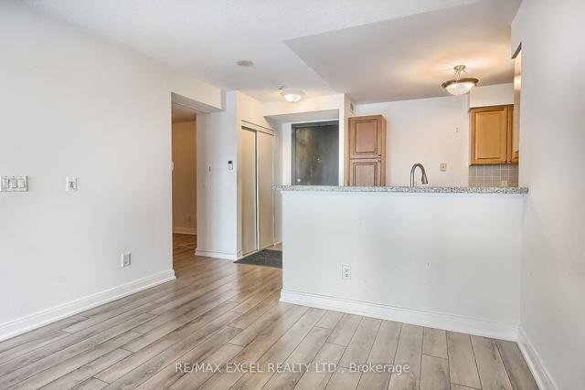 2219 - 238 Bonis Ave, Condo with 2 bedrooms, 2 bathrooms and 1 parking in Toronto ON | Image 8