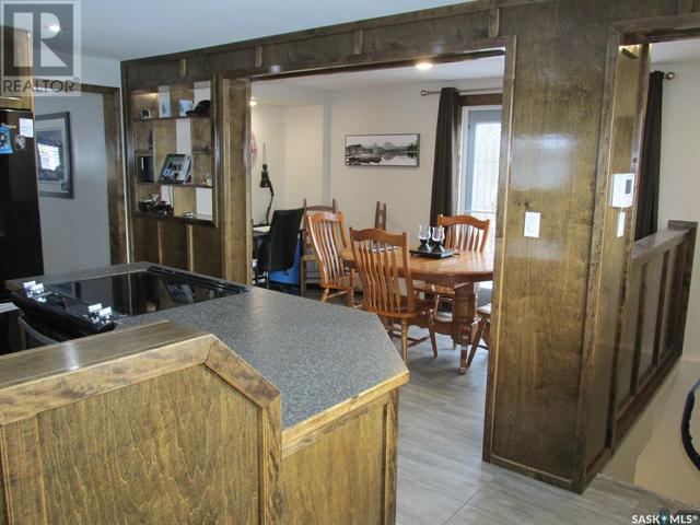 600 8th Avenue W, House detached with 3 bedrooms, 3 bathrooms and null parking in Nipawin SK | Image 11