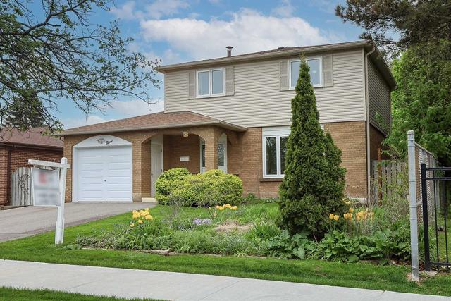 9 Dreyer Dr E, House detached with 4 bedrooms, 3 bathrooms and 5 parking in Ajax ON | Image 12