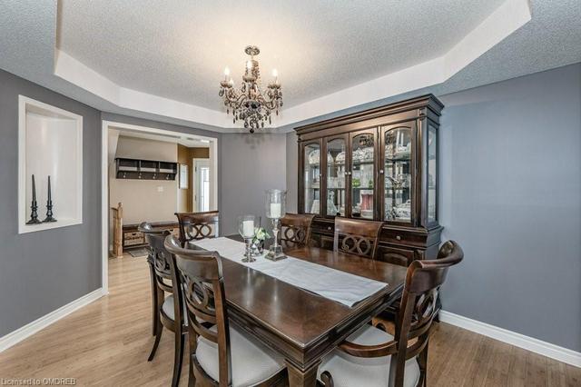 5457 Remington Court, House detached with 4 bedrooms, 2 bathrooms and null parking in Mississauga ON | Image 17