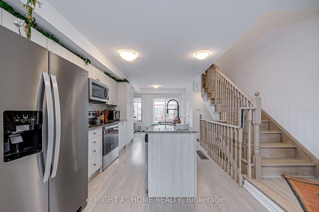 3 Tobias Lane, House attached with 2 bedrooms, 2 bathrooms and 2 parking in Barrie ON | Image 9