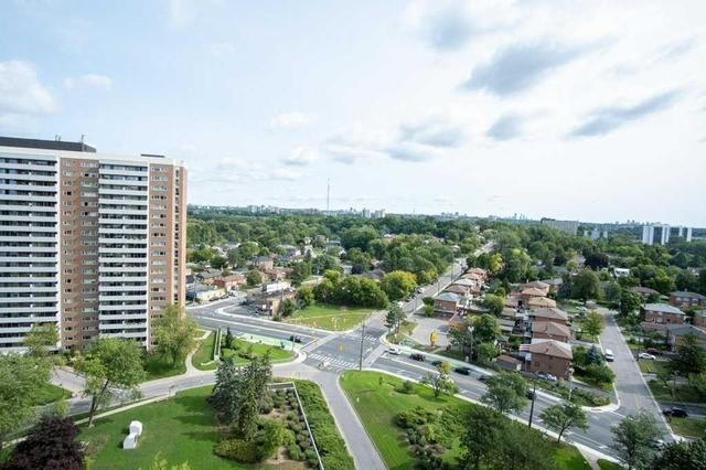 1605 - 250 Scarlett Rd, Condo with 2 bedrooms, 2 bathrooms and 1 parking in Toronto ON | Image 20