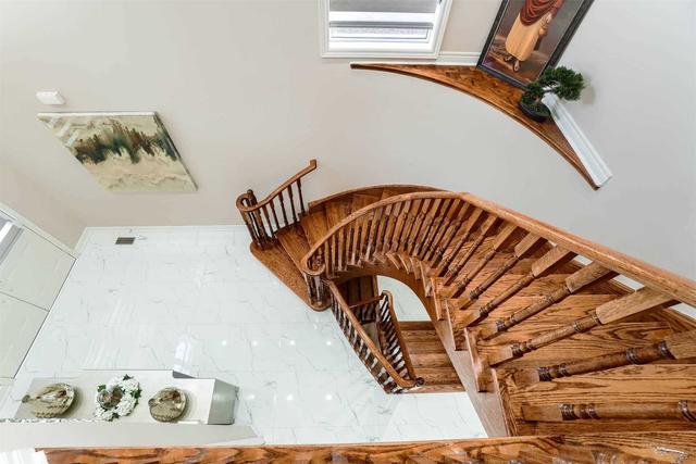 155 Sunset Rdge, House detached with 4 bedrooms, 3 bathrooms and 4 parking in Vaughan ON | Image 19