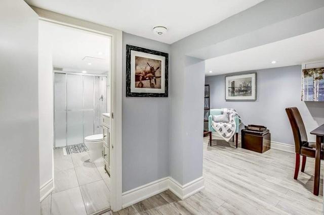 16 Seventeenth St, House detached with 3 bedrooms, 2 bathrooms and 4 parking in Toronto ON | Image 6