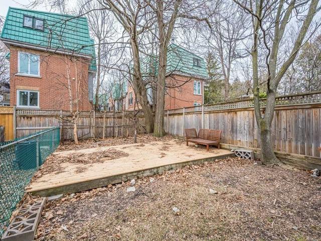 144 Clinton St, House detached with 3 bedrooms, 2 bathrooms and 2 parking in Toronto ON | Image 18
