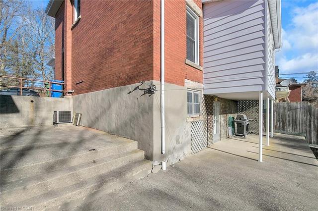 74 Galt Street, House detached with 3 bedrooms, 2 bathrooms and 1 parking in Guelph ON | Image 35