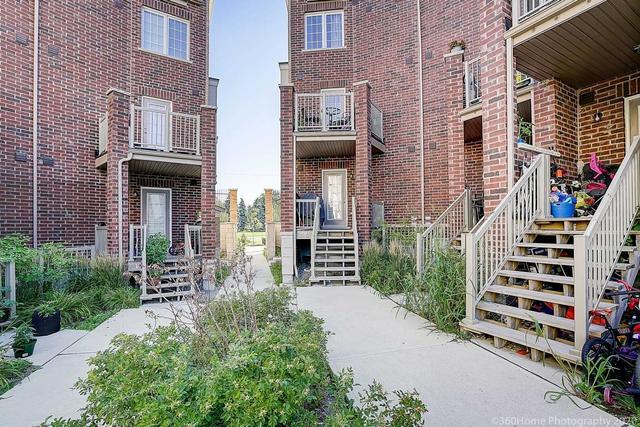 25 - 23 Island Rd, Townhouse with 3 bedrooms, 2 bathrooms and 1 parking in Toronto ON | Image 19
