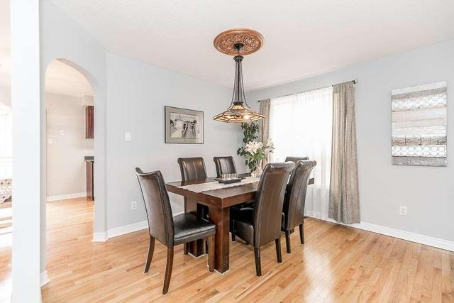 53 Silver Maple Cres, House detached with 3 bedrooms, 2 bathrooms and 2 parking in Barrie ON | Image 4