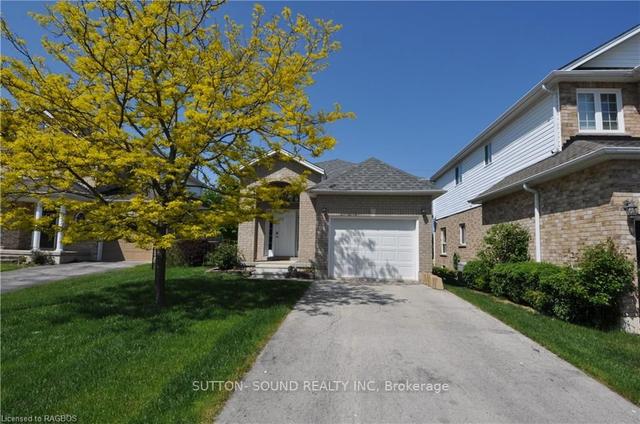 1192 14th Ave E, House detached with 1 bedrooms, 2 bathrooms and 3 parking in Owen Sound ON | Image 1