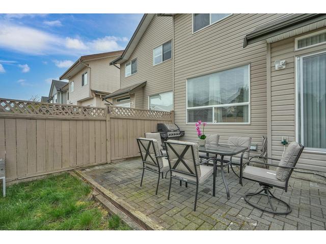 6736 184 Street, House attached with 4 bedrooms, 4 bathrooms and 3 parking in Surrey BC | Image 40