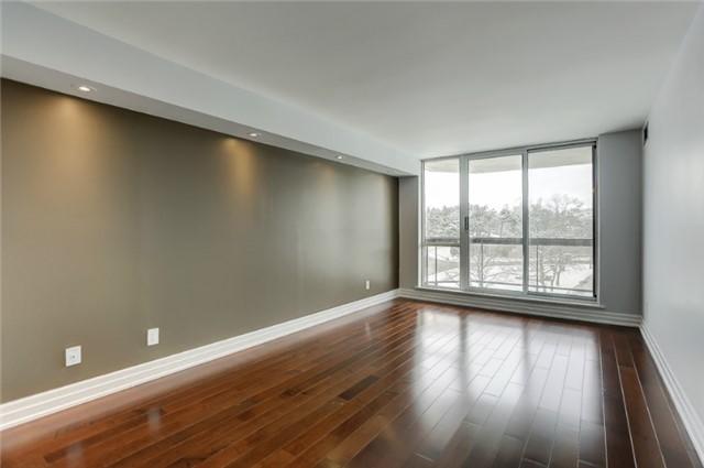 303 - 96 Fifeshire Rd, Condo with 2 bedrooms, 2 bathrooms and 1 parking in Toronto ON | Image 13