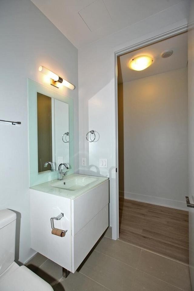 328 - 111 St Clair Ave W, Condo with 1 bedrooms, 1 bathrooms and 0 parking in Toronto ON | Image 15