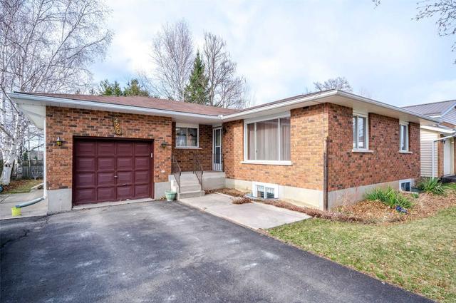 220 Cider Lane, House detached with 2 bedrooms, 2 bathrooms and 3 parking in Trent Hills ON | Image 1