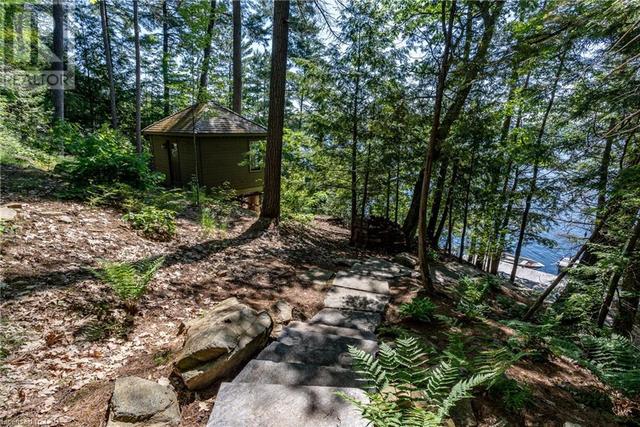 14546 Long Island, House detached with 3 bedrooms, 1 bathrooms and null parking in Lake of Bays ON | Image 39