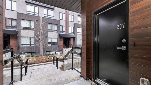 207 - 1100 Briar Hill Ave, Townhouse with 2 bedrooms, 1 bathrooms and 1 parking in Toronto ON | Image 16
