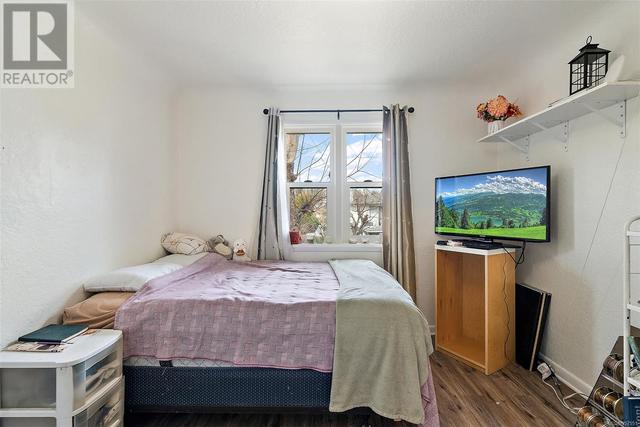 920 Lodge Ave, House detached with 4 bedrooms, 2 bathrooms and 3 parking in Saanich BC | Image 17