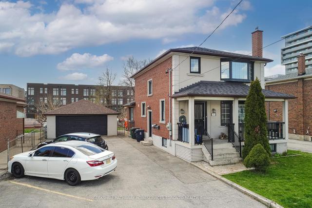 201 Ranee Ave, House detached with 3 bedrooms, 4 bathrooms and 6 parking in Toronto ON | Image 12
