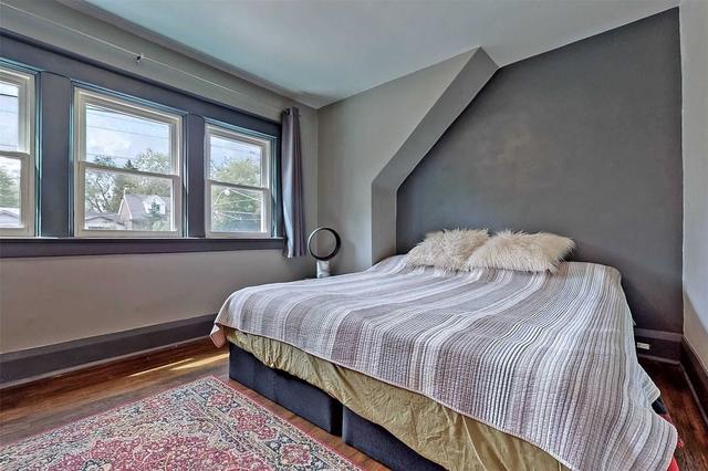 169 Kingston Rd, House semidetached with 3 bedrooms, 1 bathrooms and 2 parking in Toronto ON | Image 14