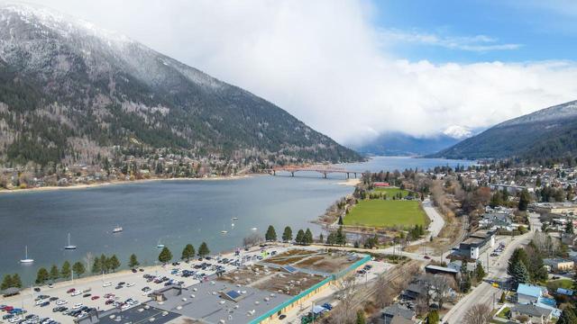 15 - 38 High Street, Condo with 1 bedrooms, 2 bathrooms and 1 parking in Nelson BC | Image 40