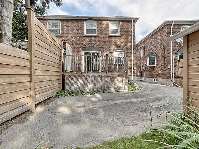 767 Eglinton Ave E, House semidetached with 3 bedrooms, 2 bathrooms and 3 parking in Toronto ON | Image 7