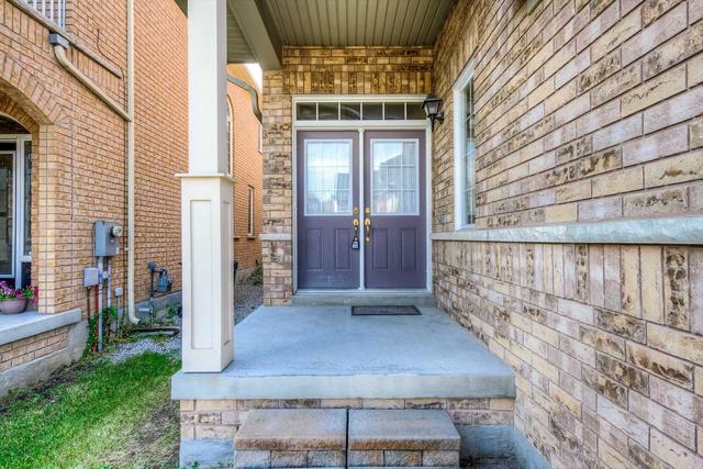 510 Coach Dr, House semidetached with 4 bedrooms, 3 bathrooms and 3 parking in Mississauga ON | Image 12