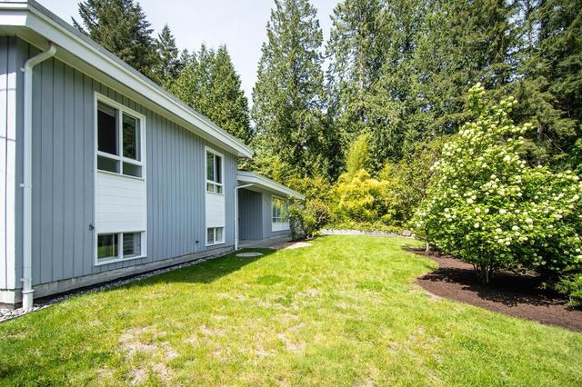 1856 Windermere Avenue, House detached with 3 bedrooms, 3 bathrooms and null parking in Port Coquitlam BC | Image 2