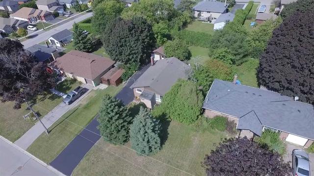 500 Larry Ave, House detached with 3 bedrooms, 1 bathrooms and 7 parking in Oshawa ON | Image 32
