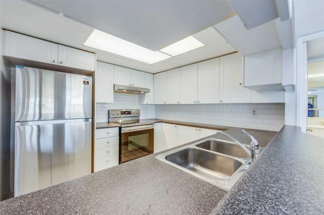 609 - 701 King St W, Condo with 2 bedrooms, 2 bathrooms and 1 parking in Toronto ON | Image 10