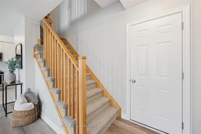 1756 Rex Heath Dr, Townhouse with 3 bedrooms, 3 bathrooms and 2 parking in Pickering ON | Image 20