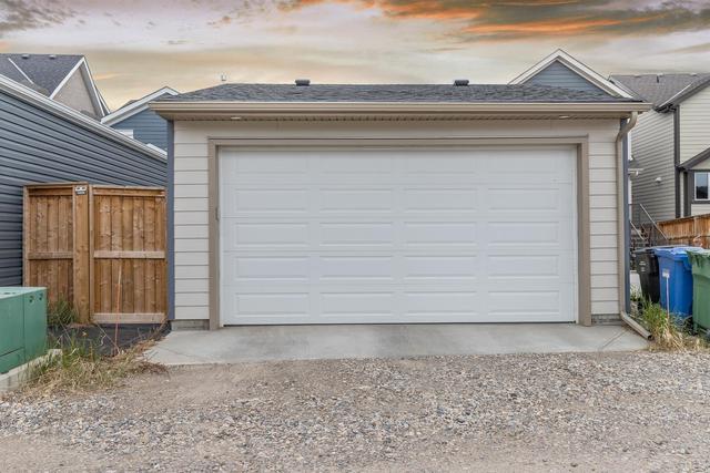 66 Masters Crescent Se, House detached with 3 bedrooms, 2 bathrooms and 4 parking in Calgary AB | Image 28