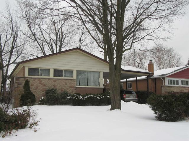 47 Ladore Dr, House detached with 4 bedrooms, 3 bathrooms and 4 parking in Brampton ON | Image 1