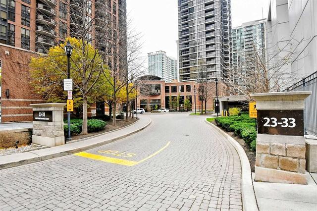 3012 - 33 Sheppard Ave E, Condo with 1 bedrooms, 1 bathrooms and 1 parking in Toronto ON | Image 1