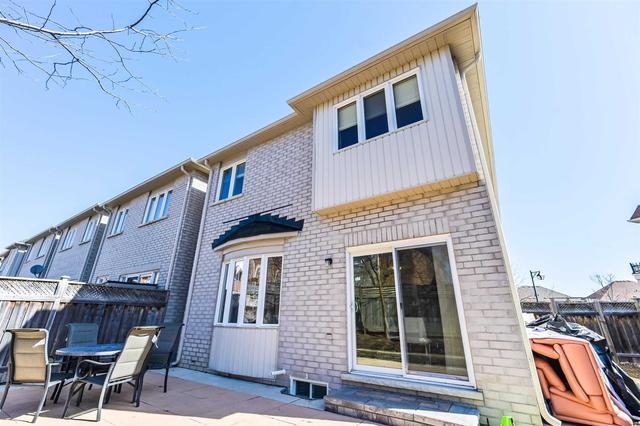 20 Todman Lane, House attached with 3 bedrooms, 3 bathrooms and 3 parking in Markham ON | Image 27