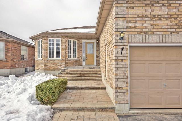 10 Kraus Rd, House detached with 2 bedrooms, 2 bathrooms and 4 parking in Barrie ON | Image 12