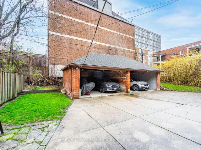 66 Burnaby Blvd, House detached with 4 bedrooms, 4 bathrooms and 2 parking in Toronto ON | Image 24