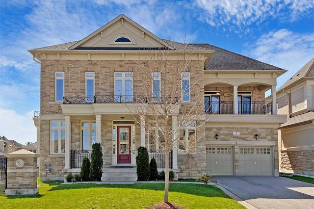 2 Virtue Cres, House detached with 4 bedrooms, 4 bathrooms and 7 parking in Vaughan ON | Card Image