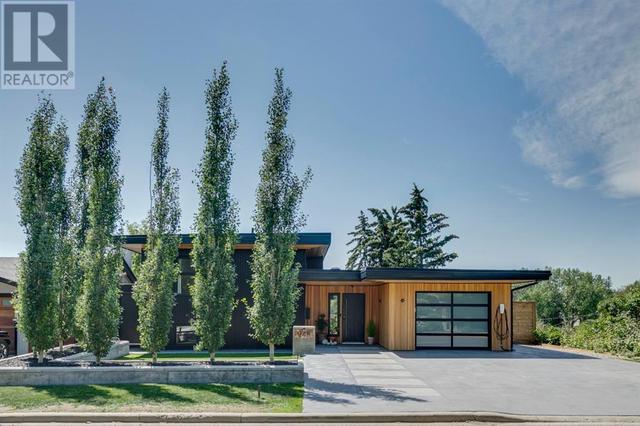 2411 Juniper Road Nw, House detached with 4 bedrooms, 2 bathrooms and 5 parking in Calgary AB | Image 47