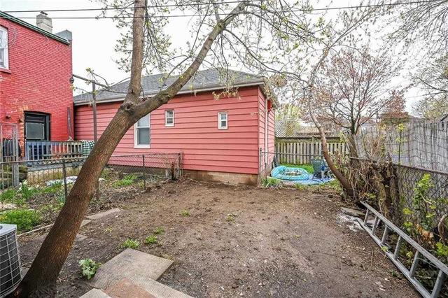 1024 Cannon St E, House attached with 3 bedrooms, 2 bathrooms and 0 parking in Hamilton ON | Image 29