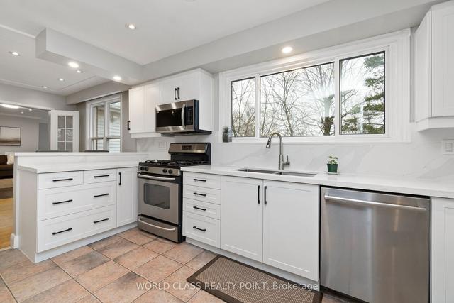 199 Ridgewood Rd, House detached with 3 bedrooms, 3 bathrooms and 8 parking in Toronto ON | Image 3