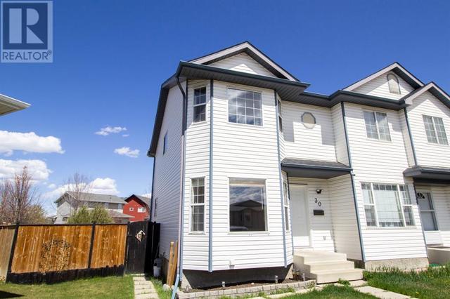 30 Kirk Close, House semidetached with 4 bedrooms, 2 bathrooms and 2 parking in Red Deer AB | Image 2
