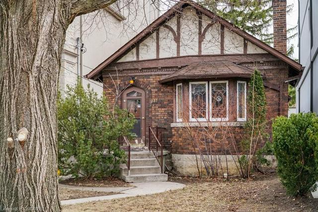 237 Bedford Park Ave Avenue, House detached with 3 bedrooms, 1 bathrooms and 1 parking in Toronto ON | Image 2