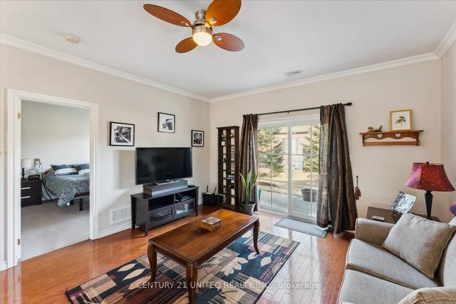 2 Calberry Crt, Townhouse with 1 bedrooms, 1 bathrooms and 2 parking in Selwyn ON | Image 14